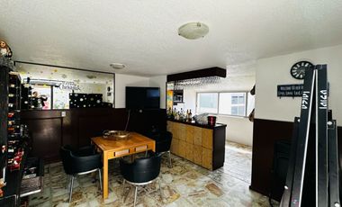 Casa en Chulica. Zona Esmeralda. 557 m2 construcción por menos de 10!