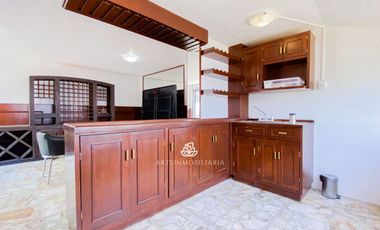 Casa en Chulica. Zona Esmeralda. 557 m2 construcción por menos de 10!