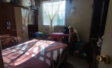 VENTA EXCELENTE CASA A 5 MINUTOS DE PILARES CERCA DE GALERIAS TOLUCA A 10 MINUTOS CENTRO DE TOLUCA