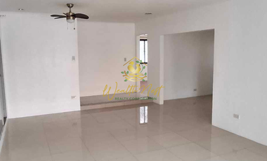 LKGHL003 - 4 BEDROOM HOUSE AND LOT FOR LEASE IN BF HOMES