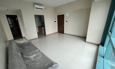 FIND YOUR DREAM HOME IN THE HEART OF BGC - RENT TO OWN CONDO & READY FOR OCCUPANCY