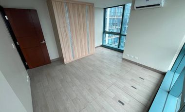 FIND YOUR DREAM HOME IN THE HEART OF BGC - RENT TO OWN CONDO & READY FOR OCCUPANCY