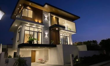 Ayala Westgrove Heights 3 Storey Brand New Modern Hose & Lot FOR SALE