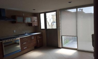 CASA EN RENTA FRACC. BOSQUE DE LAS FUENTES CALIMAYA A 13 MINUTOS DE GALERIAS METEPEC