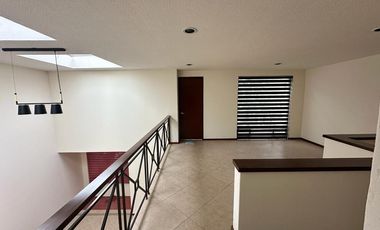 CASA EN RENTA FRACC. BOSQUE DE LAS FUENTES CALIMAYA A 13 MINUTOS DE GALERIAS METEPEC