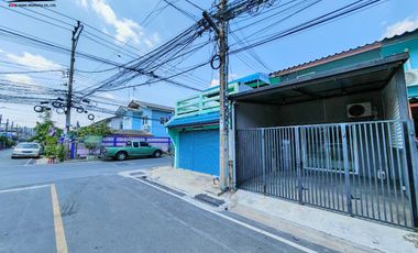 หมู่บ้านรัตนาธิเบศร์ ทำเล : ถนนกาญจนาภิเษก (ใกล้เซ็นทรัลเวสต์เกต) (A)
