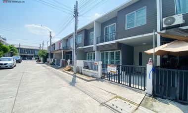 หมู่บ้านอารียา เดอะคัลเลอร์ส ทำเล : ไทรน้อย (A)