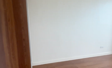 1 Bedroom Unit FOR SALE in Eton Tower, Makati City!