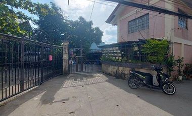 House and lot for sale in F Cuadra Street Barangay Coloong Valenzuela City