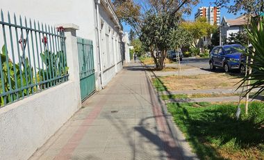 VALENZUELA CASTILLO/MANUEL MONTT/METRO MANUEL MONTT