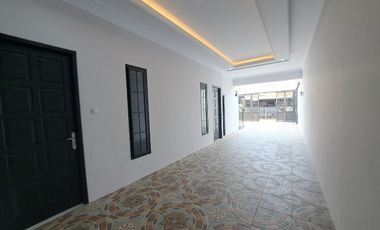 Rumah Dijual Eropa Classic di Jati Padang Pasar Minggu Jakarta Selatan Dekat Jl TB Simatupang [AR018]