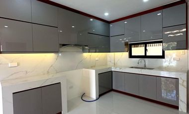 2-Storey Single Detached House in Royale Estate Consolacion Cebu
