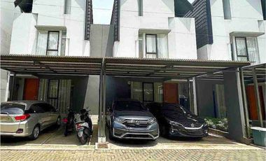 Rumah Dijual Terawat Bagus Lingkungan Cluster Di Lubang Buaya Cipayung Jakarta Timur Jaktim [AR137]