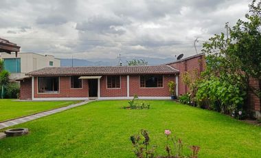 Casa en renta sector San Gabriel San Rafael Valle de Los Chillos