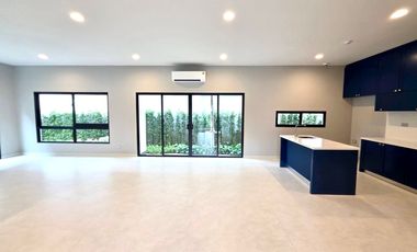 Else Bearing 32: 189.5 sqwah 457 sqm. 4bed 5bath + maid 49,900,000 Am: 065619----