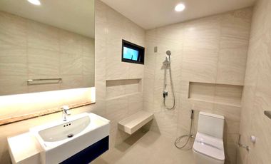 Else Bearing 32: 189.5 sqwah 457 sqm. 4bed 5bath + maid 49,900,000 Am: 065619----