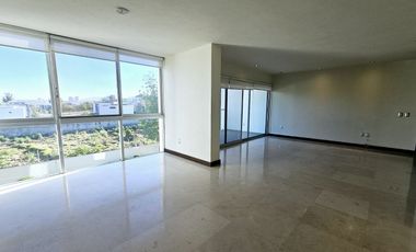Departamento en Torre Lugano en Juan Palomar  en nivel 2, vista Andares