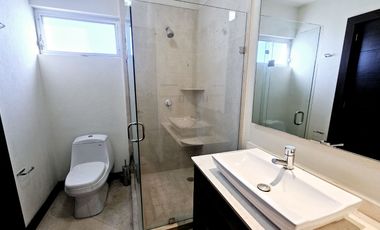 Departamento en Torre Lugano en Juan Palomar  en nivel 2, vista Andares