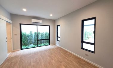 Else Bearing 32: 170.2 sqwah  364 sqm. 4bed 5bath + maid 43,900,000 Am: 065619----