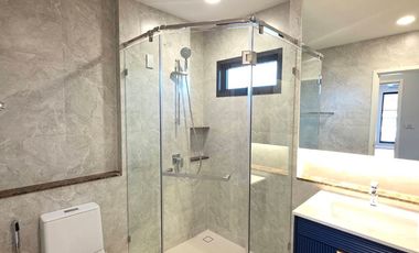 Else Bearing 32: 170.2 sqwah  364 sqm. 4bed 5bath + maid 43,900,000 Am: 065619----