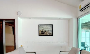 C120 Casa en Venta 3 recamaras y piscina frente Campo de Golf Palma Real en Ixtapa Zihuatanejo