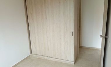 ARRENDAMOS COMODO APARTAMENTO FLORIDABLANCA CALLE 200 3 ALCOBAS