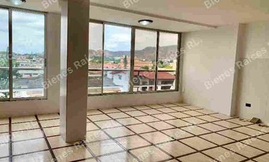 SUITE EN VENTA EN URDESA, NORTE DE GUAYAQUIL