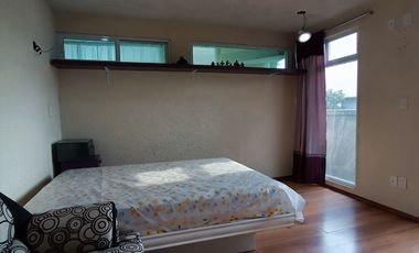 Casa en venta, 3 niveles, jardín en excelente estado de conservación, cerca de Apizaco Tlaxcala.