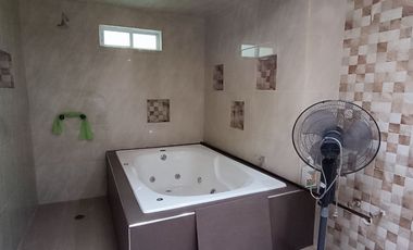 Casa en venta, 3 niveles, jardín en excelente estado de conservación, cerca de Apizaco Tlaxcala.