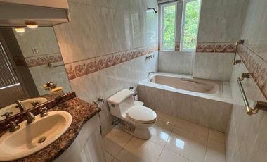 casa frente al mar de venta en portoviejo crucita Y/T