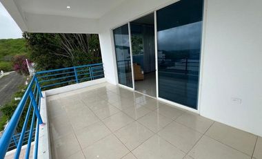 casa frente al mar de venta en portoviejo crucita Y/T