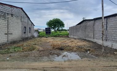SANTA ELENA VENDO TERRENO DE 240 MT2 VIA A ANCONCITO A 300 METROS DE SOLCA, EXCELENTE UBICACION OPORTUNIDAD