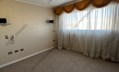 EN VENTA CASA AMPLIA EN CONDOMINIO VALLE LOA.