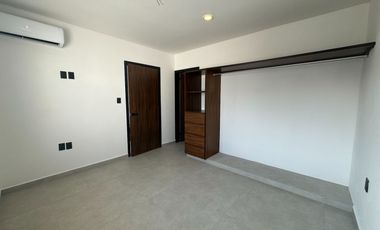 RENTO CASA EN BOCA DEL RIO, VER (SIN MUEBLES)