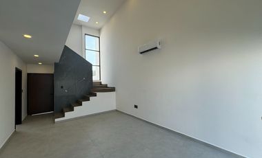 RENTO CASA EN BOCA DEL RIO, VER (SIN MUEBLES)