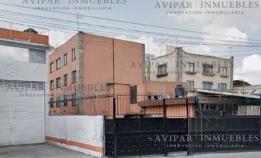 VENTA DE CASA EN AV CAFETALES, FRACC. HACIENDAS DE COYOACAN CDMX.