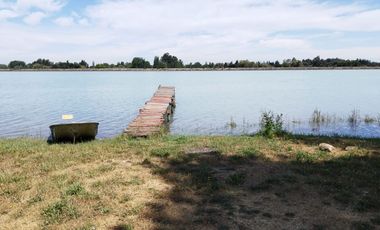 Vende casa 3D + cabaña con acceso directo y vista en Lago Colbun Machicura