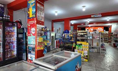 Casa Comercial de Venta en Manta Zona Norte D/Q