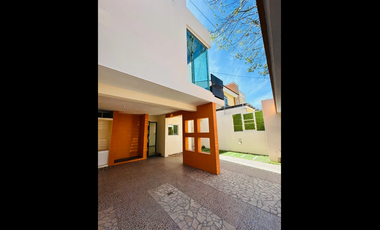 CASA EN VENTA EN LA ESTANCIA