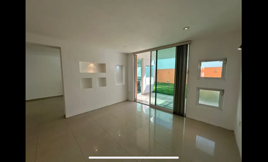 CASA EN VENTA EN LA ESTANCIA