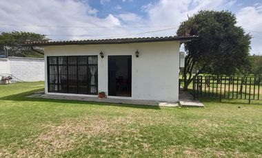 VENDO QUINTA PUEMBO