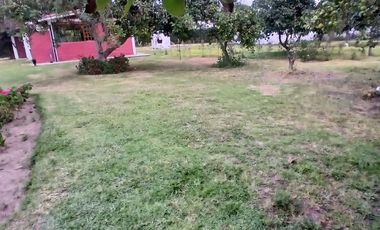 VENDO QUINTA PUEMBO