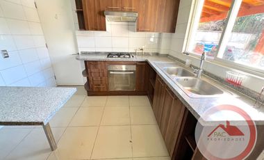 Tu nuevo hogar te espera! Con amplio patio y en condominio.
