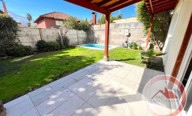 Tu nuevo hogar te espera! Con amplio patio y en condominio.