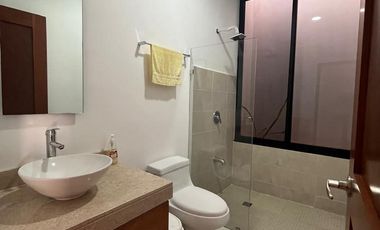 Renta de casa de un piso en Baspul, tres recámaras con PANELES SOLARES