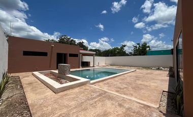 Renta de casa de un piso en Baspul, tres recámaras con PANELES SOLARES