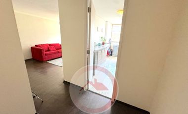 Excelente departamento en interior condominio