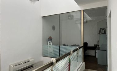 VENDO CASA MODERNA Y AMPLIA EN ZONA NORTE