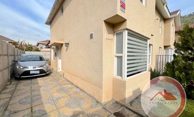 Impecable casa en microbarrio residencial