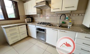 Amplio terreno, casa venta 4 dormitorios, cerca mall Plaza norte